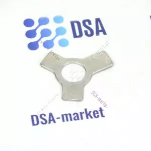 151355 Пластина стопорная CUMMINS 015135500 ССЕС G50 K50 K50 DPM QSK50 GTA38 K38 KTA38GC QSK38 L10 KTAA38